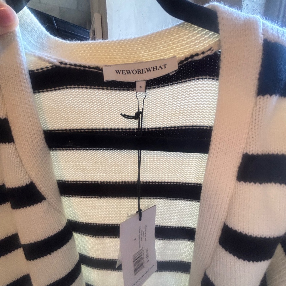 WeWoreWhat Striped Open-Front Cardigan Sweater - Black & Ivory - Picture 5 of 6